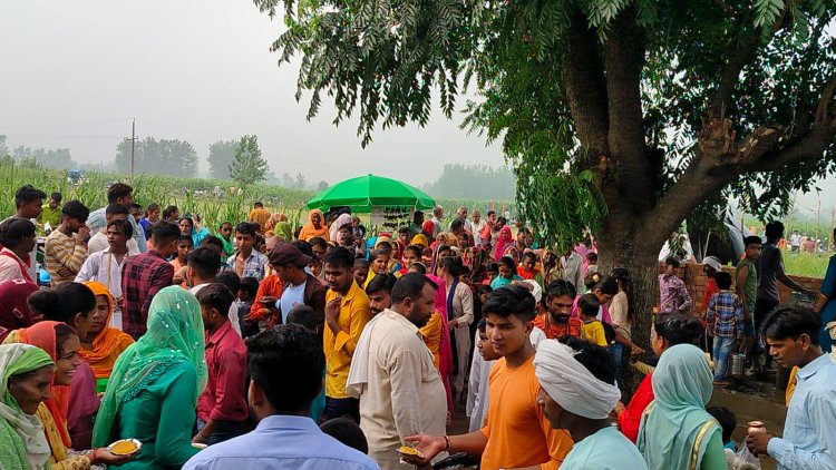 पंवार खेड़ा में महादेव के मंदिर पर हजारों श्रद्धालुओं ने जलाभिषेक किया