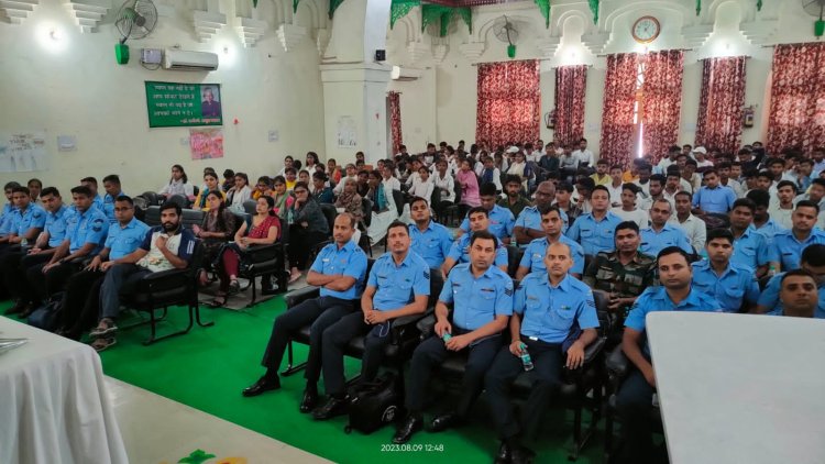 पंच प्रण पर परिचर्चा में बड़ौत के जेवी कॉलेज में कार्यक्रम आयोजित बड़ी संख्या में शामिल हुए युवा