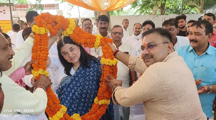 तीन दिवसीय दौरे पर अपने संसदीय क्षेत्र सुल्तानपुर पहुंची श्रीमती मेनका संजय गांधी, जनसभाओं को किया सम्बोधित