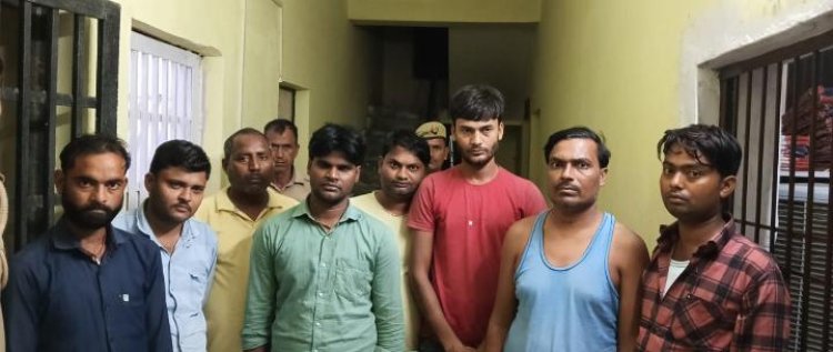 जुआ खेलते हुए 08 जुआरी कोतवाली देहात पुलिस ने किए गिरफ्तार।