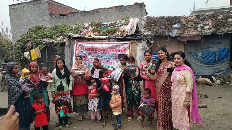 नए कपड़े ,मिठाई व मोमबत्तियां बांटकर जरूरतमंदों के साथ सारथी ने मनाया दीवाली पर्व