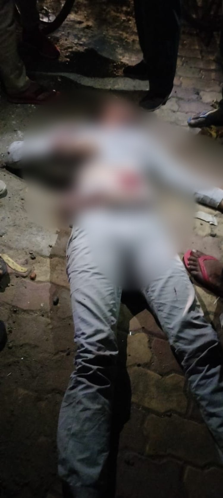 कस्बे के पुरा रोड पर विशेष समुदाय के युवकों ने थार सवार युवकों पर बोला हमला, एक घायल