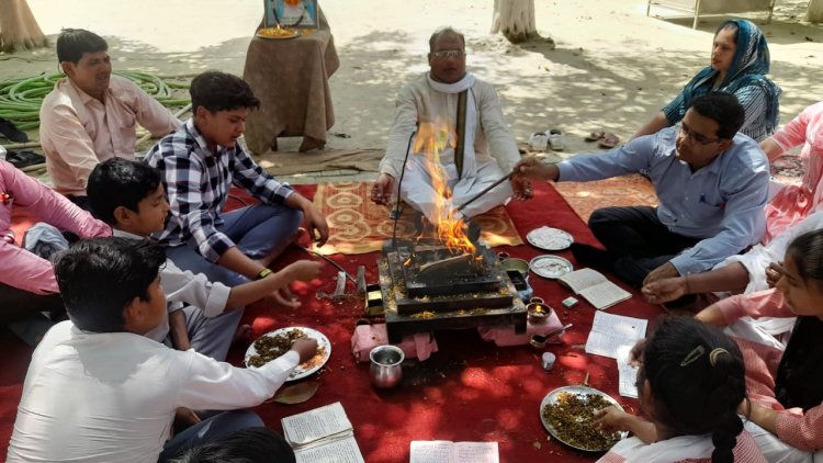 कालेज संस्थापक की 44 वीं पुण्यतिथि,वैदिक विचारधारा से होगा जीवन सुखमय:हरबीर आर्य