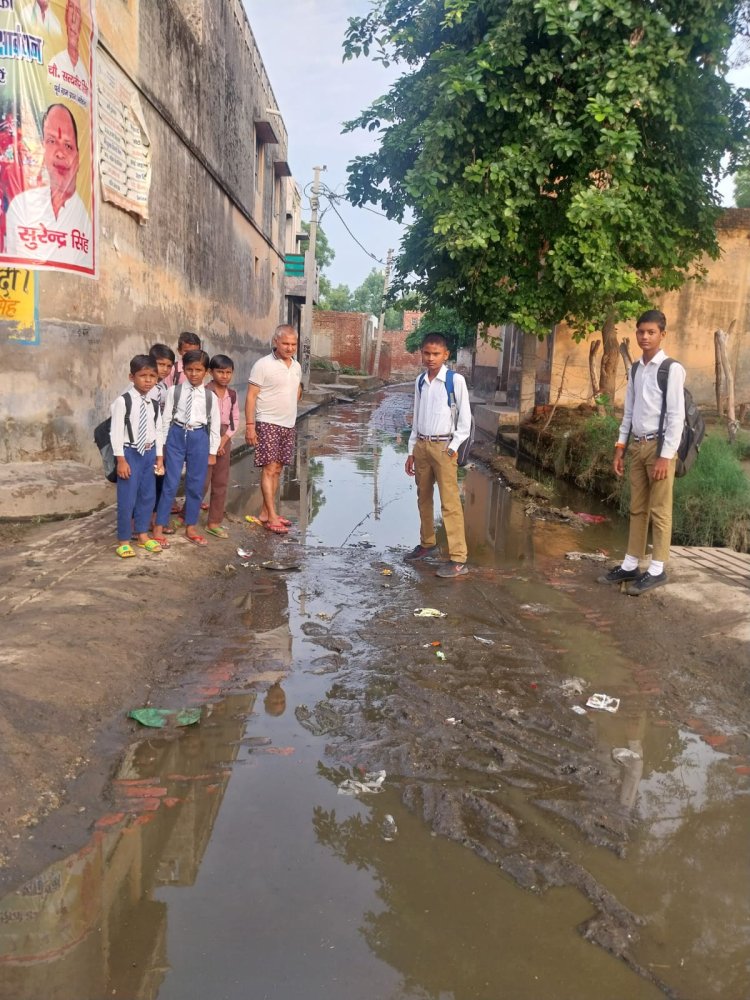 मुख्य मार्ग पर जलभराव की समस्या का समाधान नहीं,अब कलेक्ट्रेट पर धरने की तैयारी