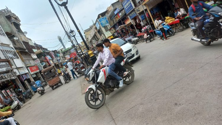 साप्ताहिक मार्केट बंदी बेअसर, हर बुधवार ,बड़ौत का मार्केट गुलजार