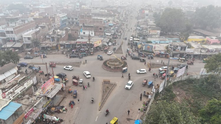 प्रयागराज महाकुंभ मेला 2025 की सुरक्षा में ड्रोन तकनीक की महत्वपूर्ण भूमिका।