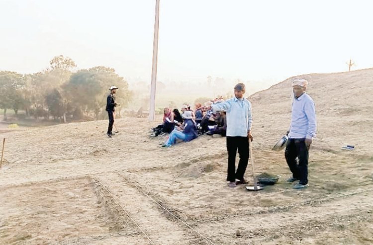 कुर्डी टीले पर मिले मृदभांडों से पुराविद उत्साहित, पुख्ता निष्कर्ष के लिए नये ट्रेंच बनाने की तैयारी