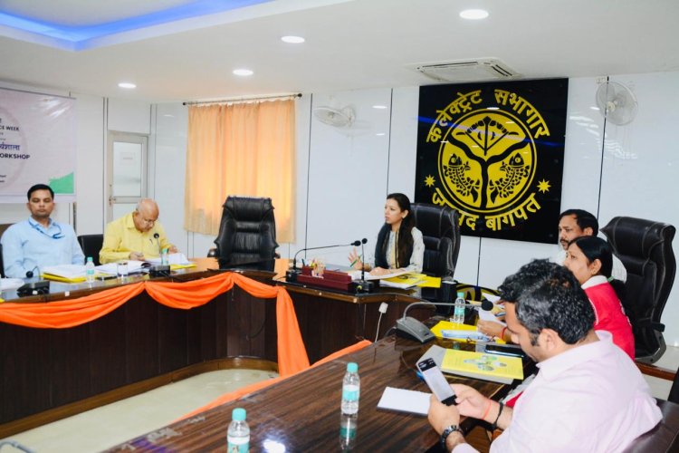 समीक्षा बैठक,लघु व मध्यम वर्ग को कल्याणकारी योजनाओं से संबंधित लोन देने में न हो देरी : अस्मिता लाल