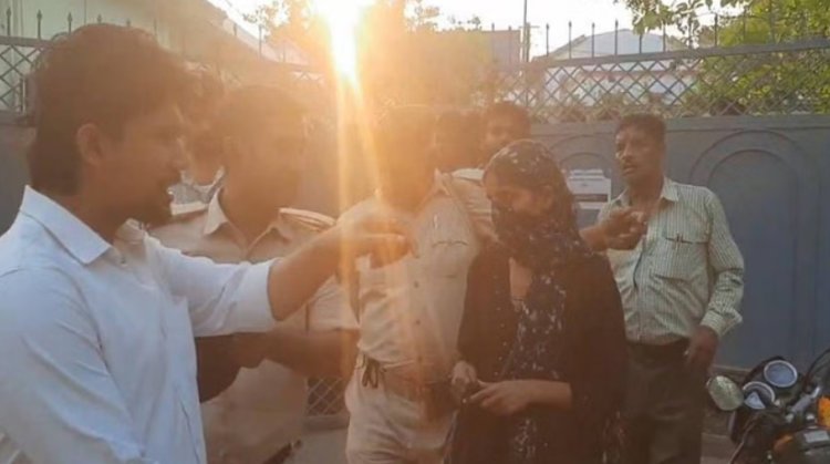 सिविल कोर्ट में प्रेमी जोड़े की शादी को लेकर हंगामा, बुर्का पहने लड़की को लेकर लव जिहाद का आरोप